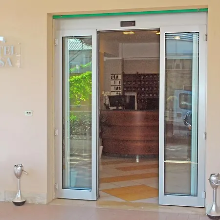 Hotel Elsa 3*