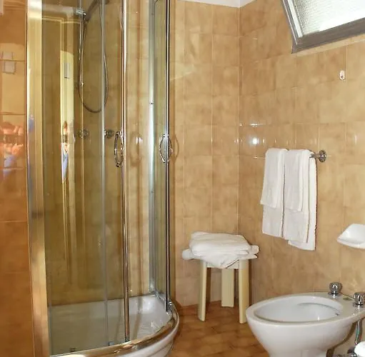 Elsa 米兰马瑞提那